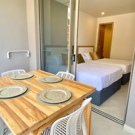 Morros Zoe - Beautiful On Manzanillo * Cartagena