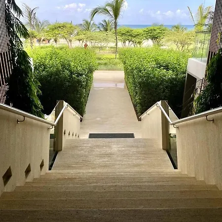 Morros Zoe - Beautiful On Manzanillo Cartagena